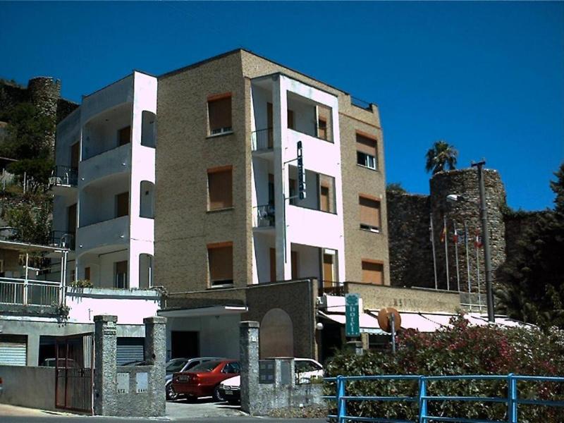 Hotel Gino image