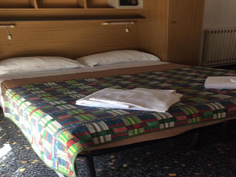 Hotel Gino image