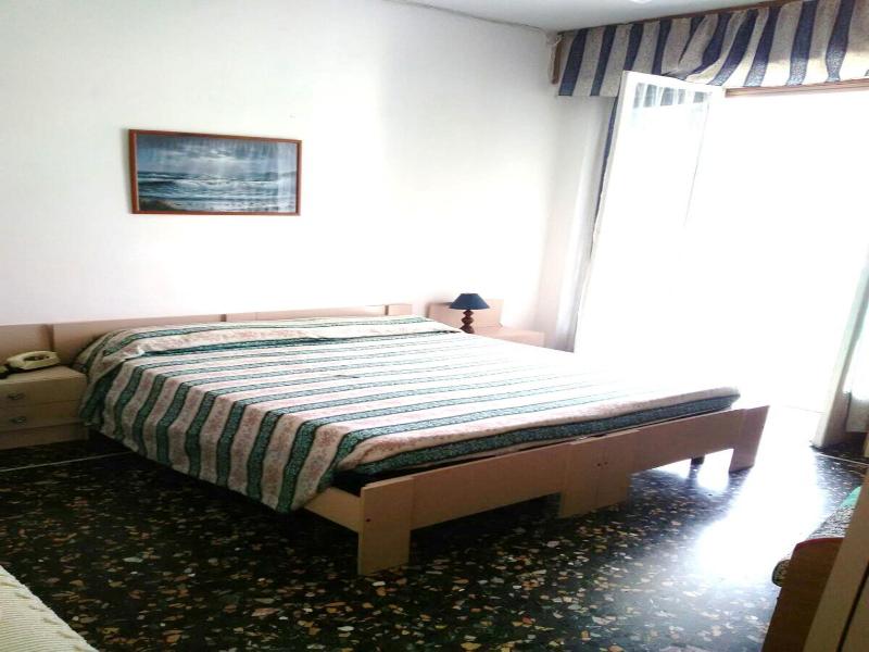 Hotel Gino image