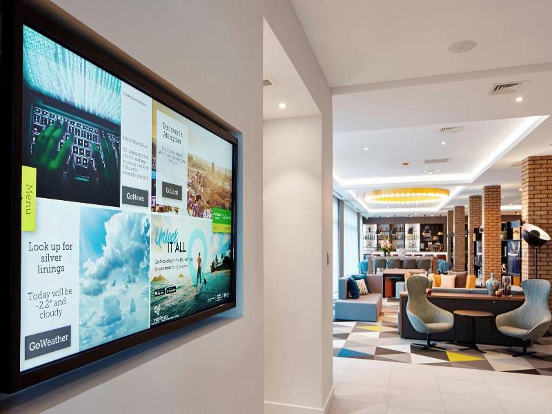Courtyard By Marriott Oxford South image