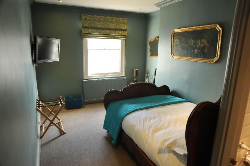 The Tunbridge Wells Hotel image