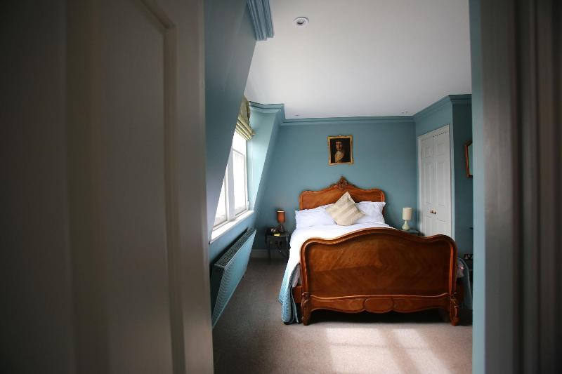 The Tunbridge Wells Hotel image
