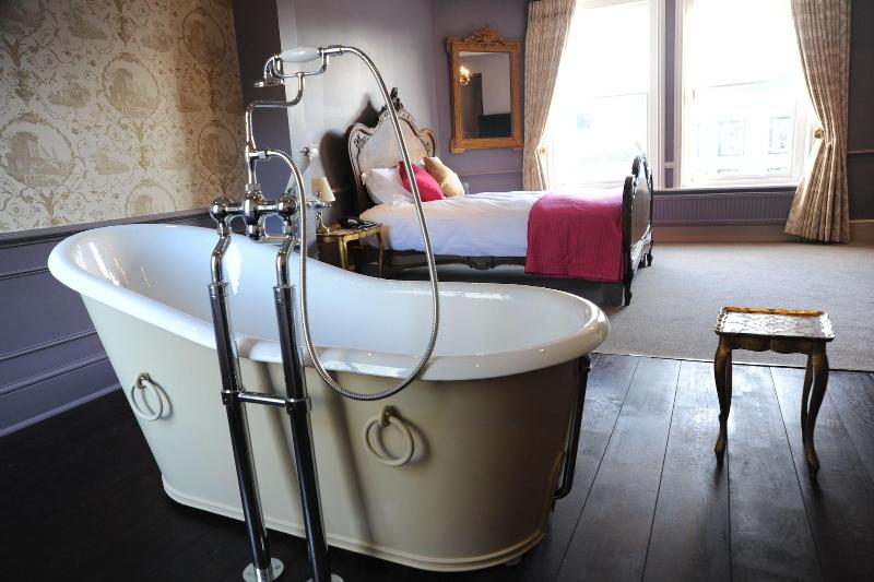 The Tunbridge Wells Hotel image