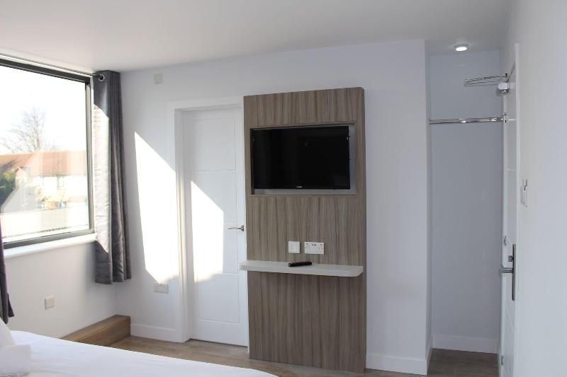 Sky Nights Hotel London Heathrow image