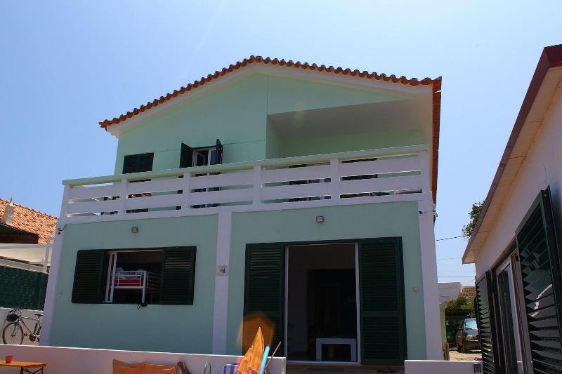 Faro Beach Life Hostel — main photo