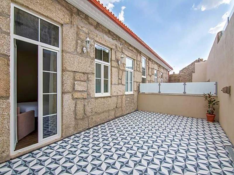 Casa Das Muralhas image
