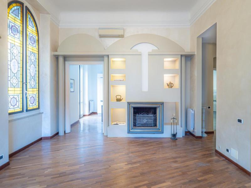 L'Opera Rooms & Suite image