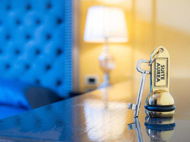 L'Opera Rooms & Suite image
