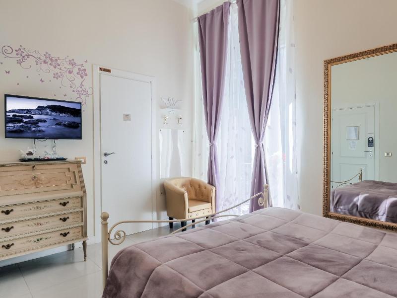 L'Opera Rooms & Suite image