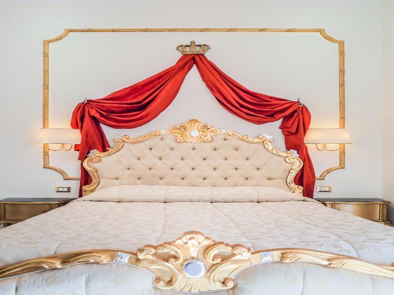 L'Opera Rooms & Suite image