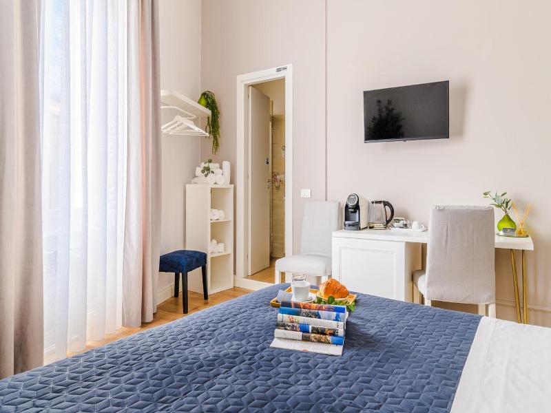 L'Opera Rooms & Suite image