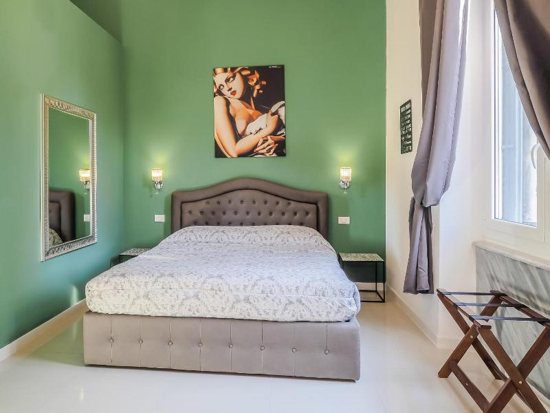 L'Opera Rooms & Suite image