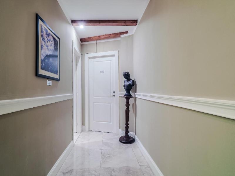 L'Opera Rooms & Suite image