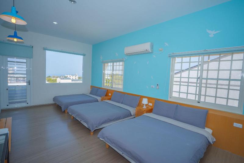 Colorful B&B image