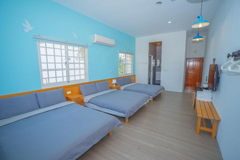 Colorful B&B image