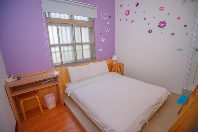 Colorful B&B image