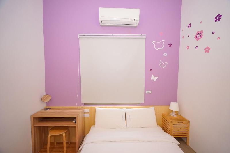 Colorful B&B image