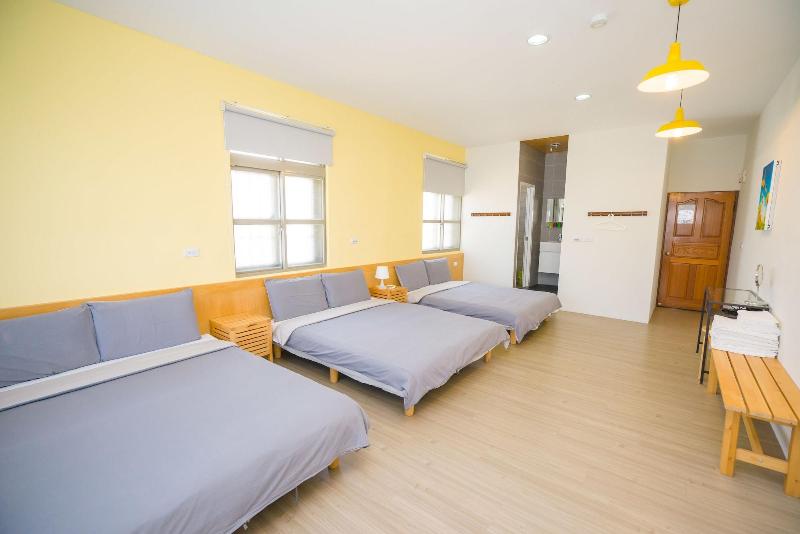 Colorful B&B image