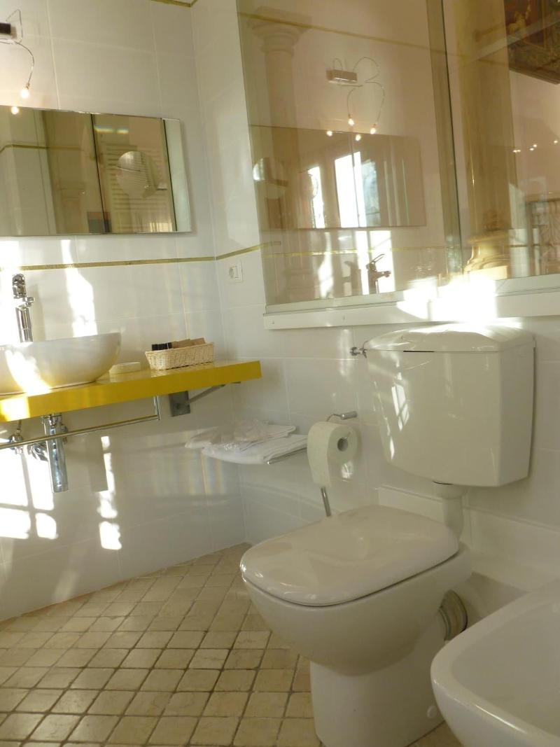 Camere Nicolina image