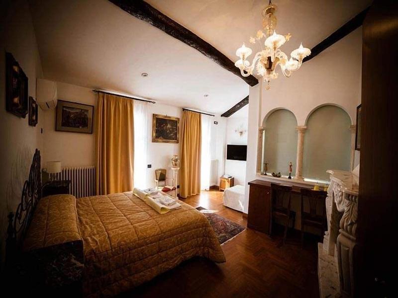 Camere Nicolina image
