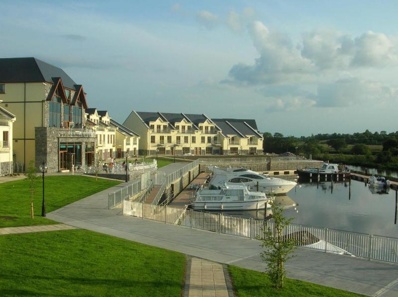 Leitrim Marina Hotel image