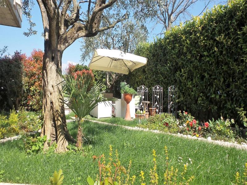 B&B Garda 4U image