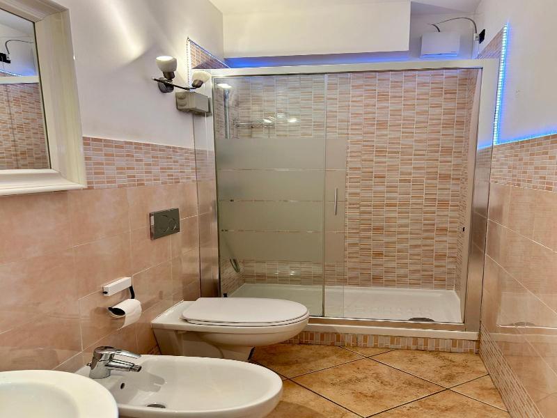 B&B Garda 4U image