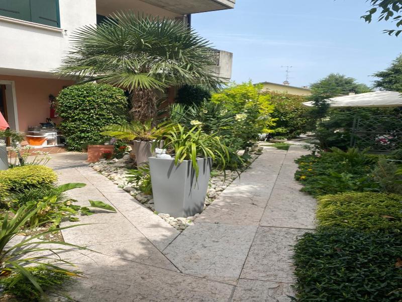 B&B Garda 4U image