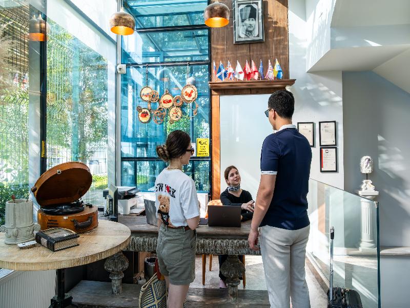 Discovery Hotel image