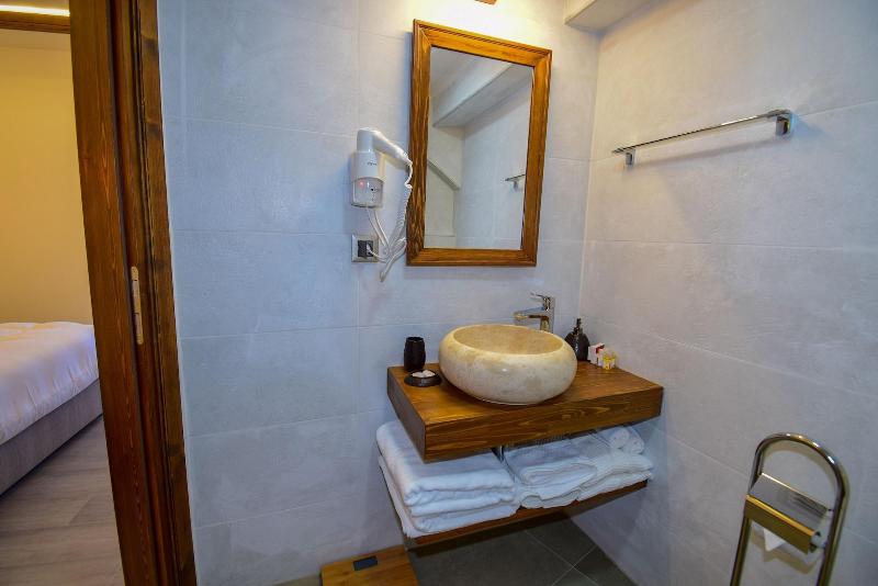 Mets Boutique Hotel image