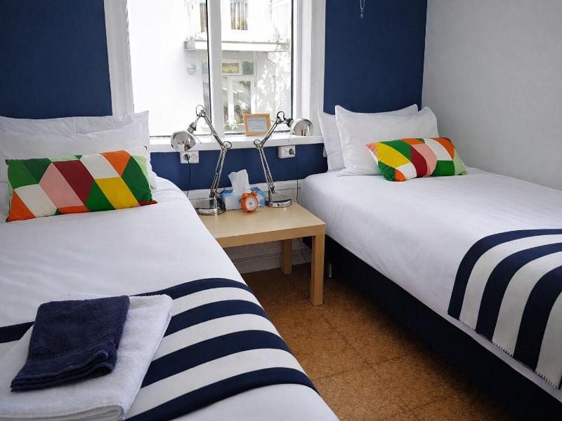 Refurinn Reykjavik Guesthouse image