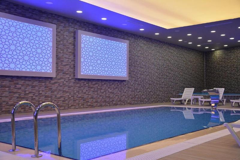 Winter City Hotel image