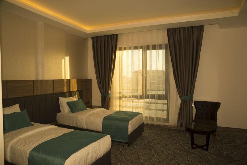 Winter City Hotel image 9
