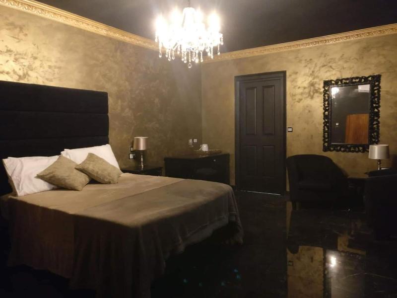 Julina Boutique Living image
