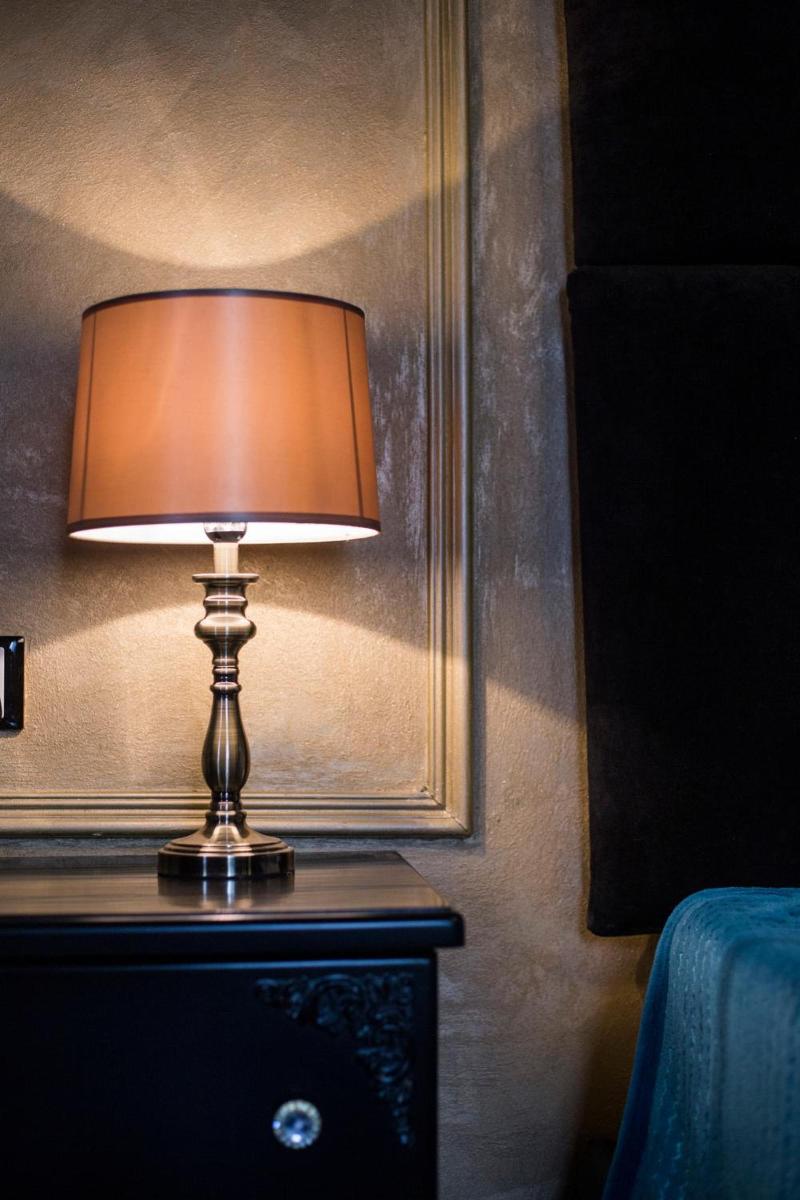 Julina Boutique Living image