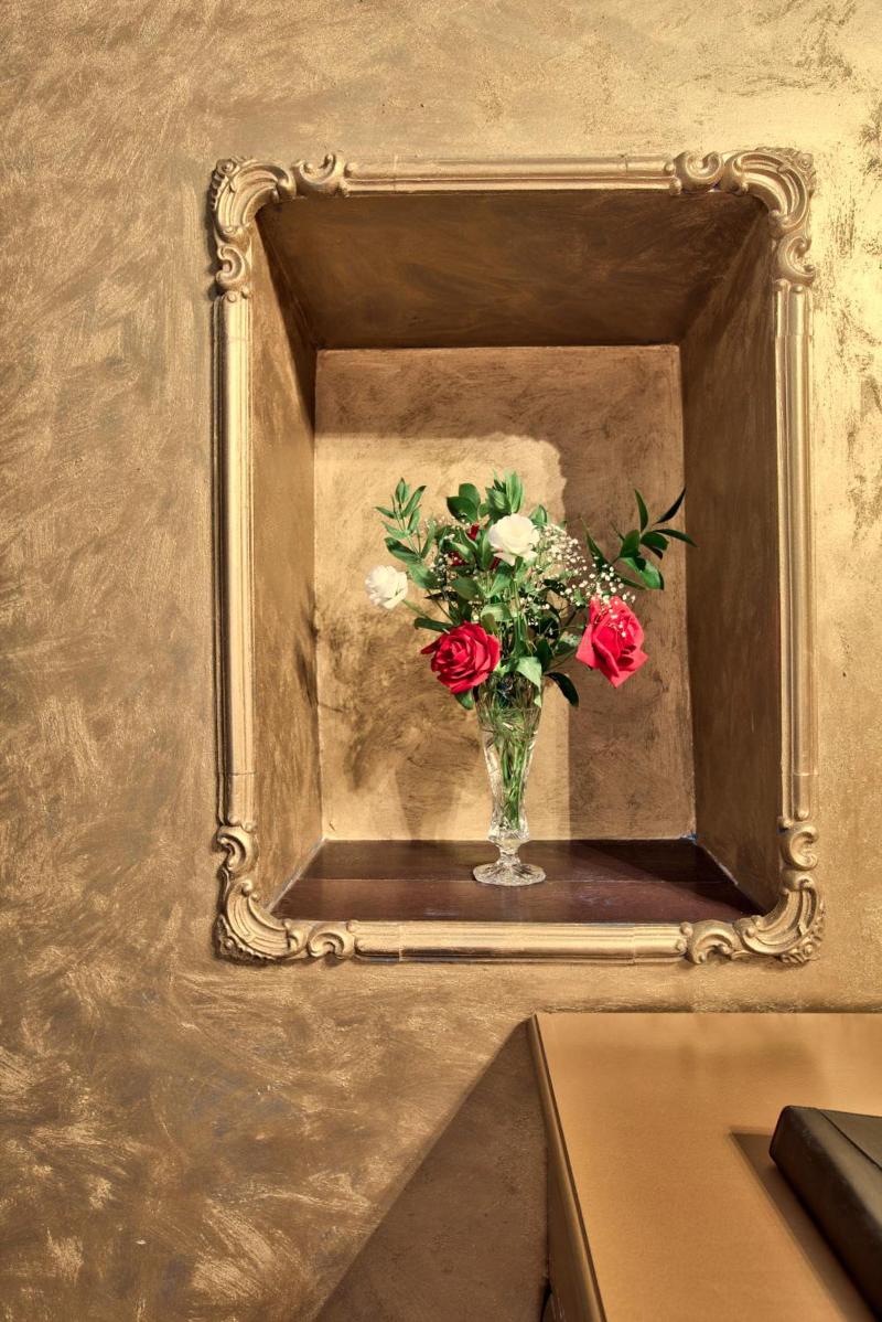 Julina Boutique Living image