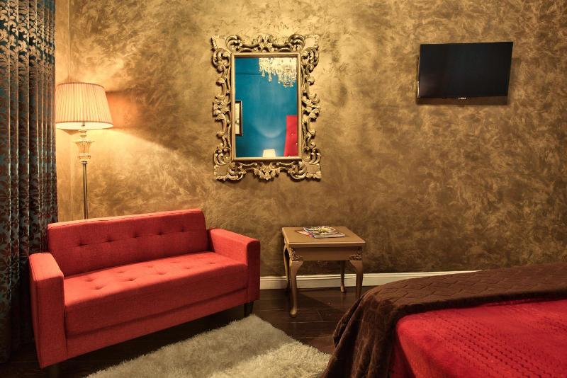 Julina Boutique Living image