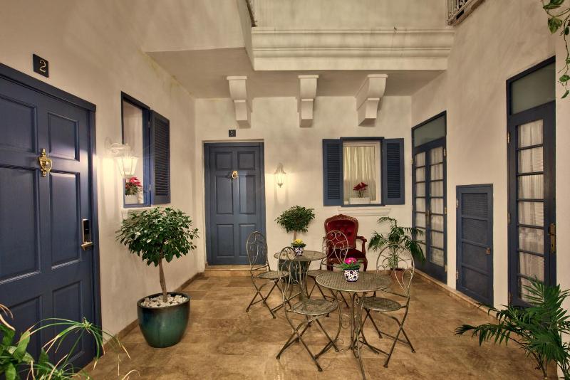 Julina Boutique Living image