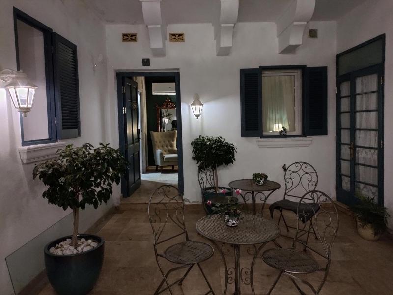Julina Boutique Living image