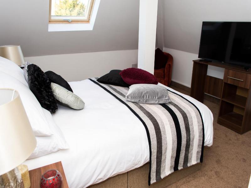 Trivelles Mayfair image