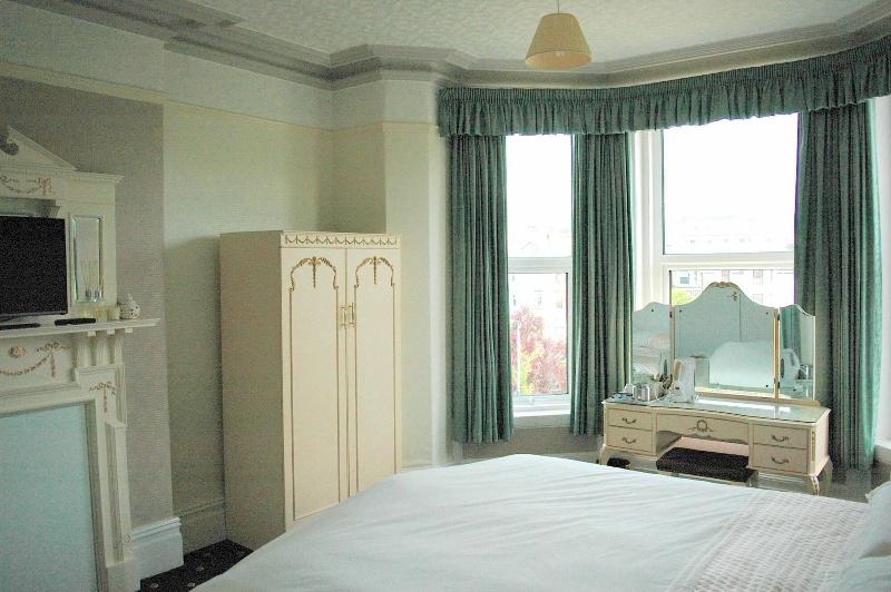 Athol Park Guest House 3
