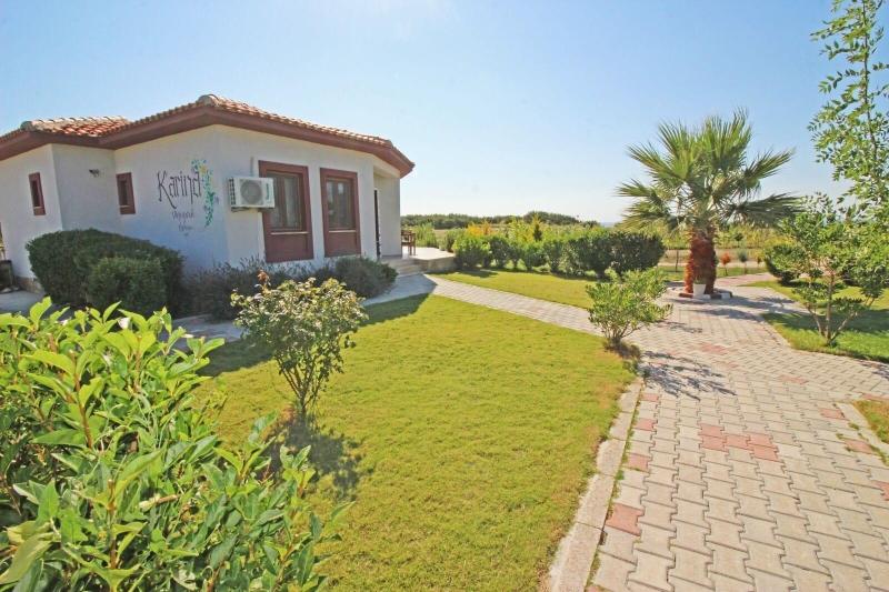 Karina Vineyard House image