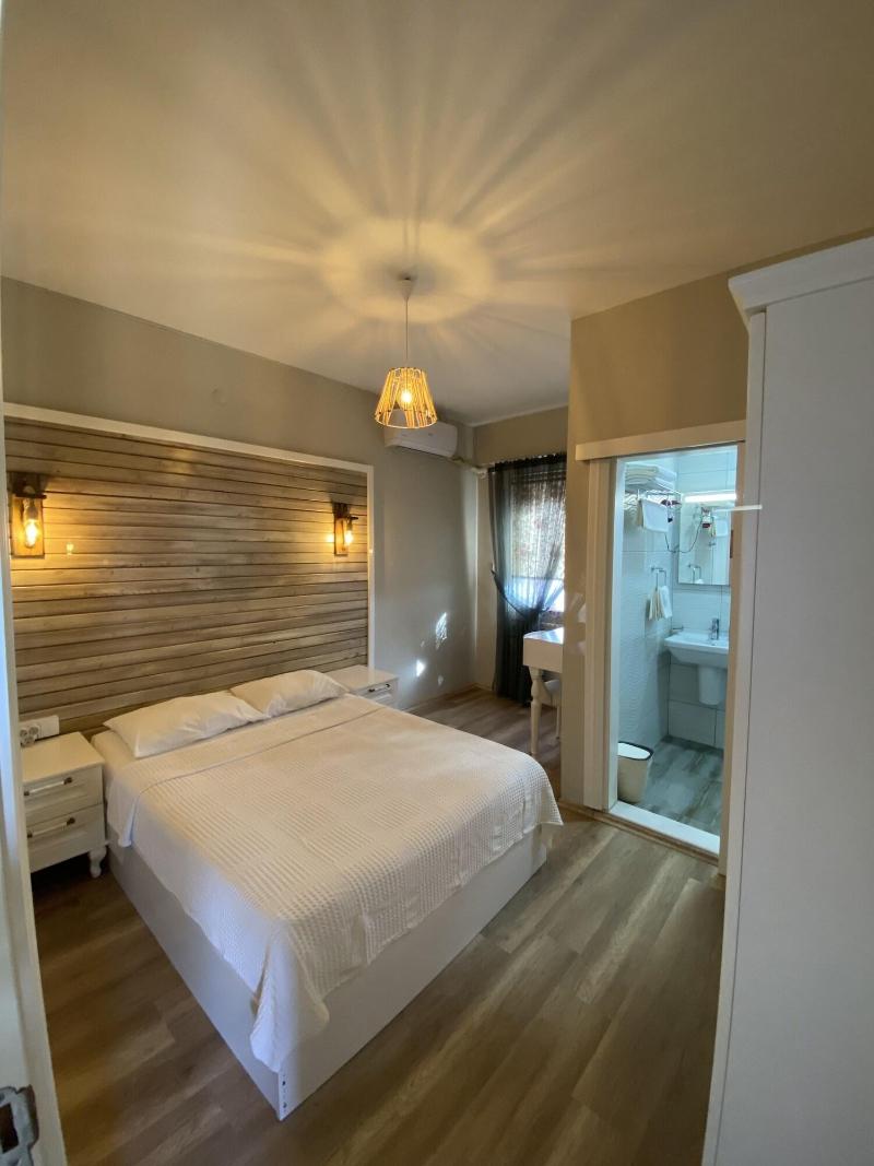 Karina Vineyard House image