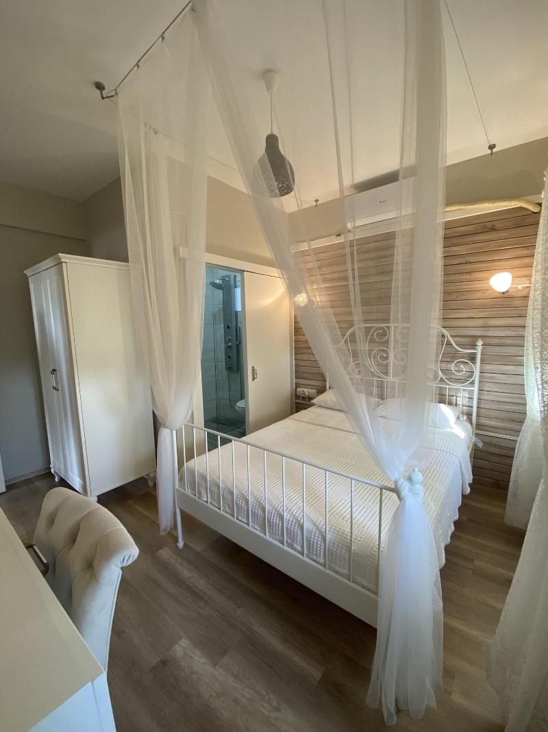 Karina Vineyard House image