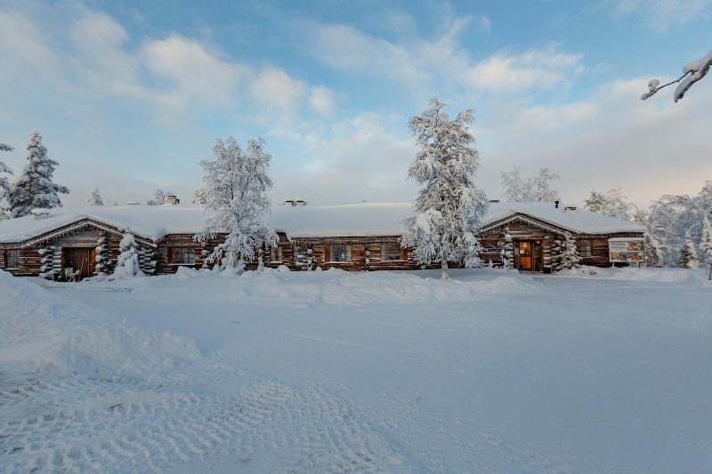 Log house Kuukkeli Teerenpesä — general view