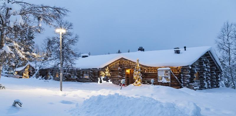 Log house Kuukkeli Teerenpesä — general view