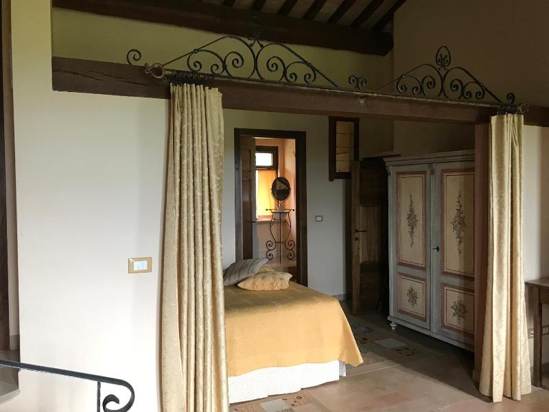 Genius Loci Country Inn image
