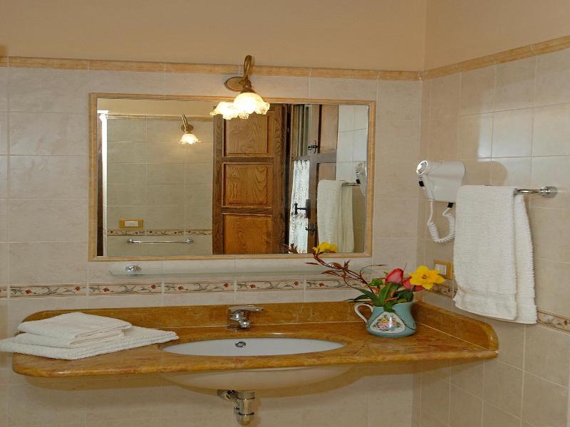 Genius Loci Country Inn image