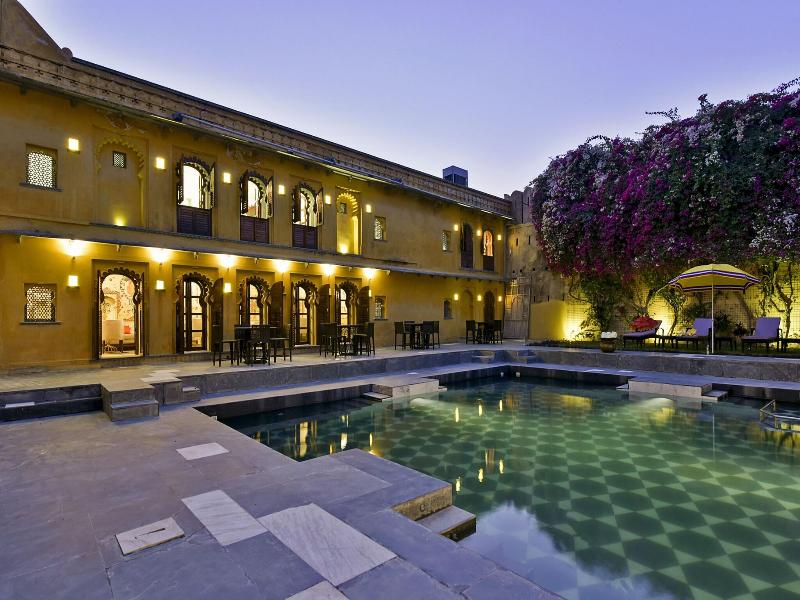 Amritara Gogunda Palace