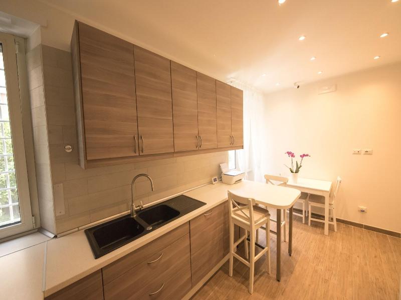 Beplace Aventino image